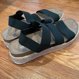New Madden Girl Platform Sandals